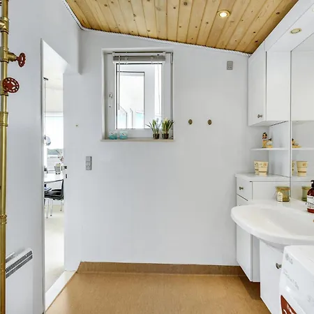 Holiday home Beautiful In With Wifi